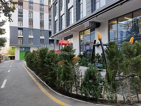 Satılır 3 otaqlı yeni tikili 93 m²