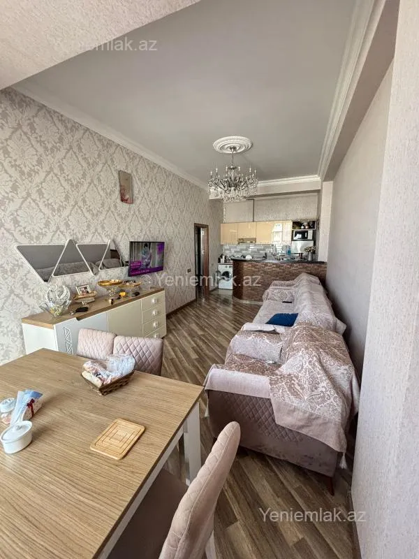 Satılır 3 otaqlı yeni tikili 93 m²