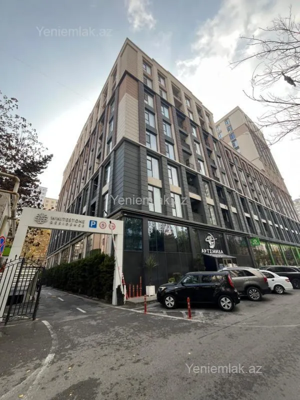 Satılır 3 otaqlı yeni tikili 93 m²