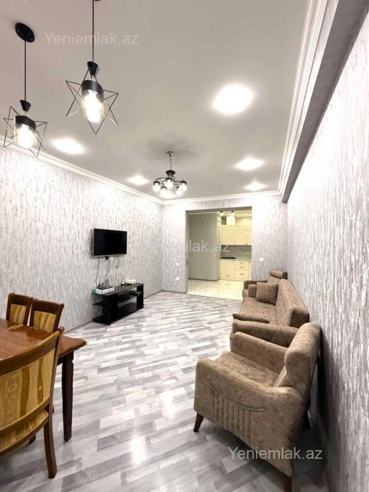 Satılır 2 otaqlı yeni tikili 75 m²