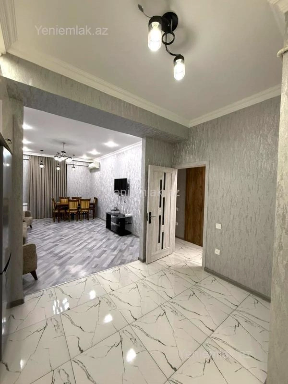 Satılır 2 otaqlı yeni tikili 75 m²