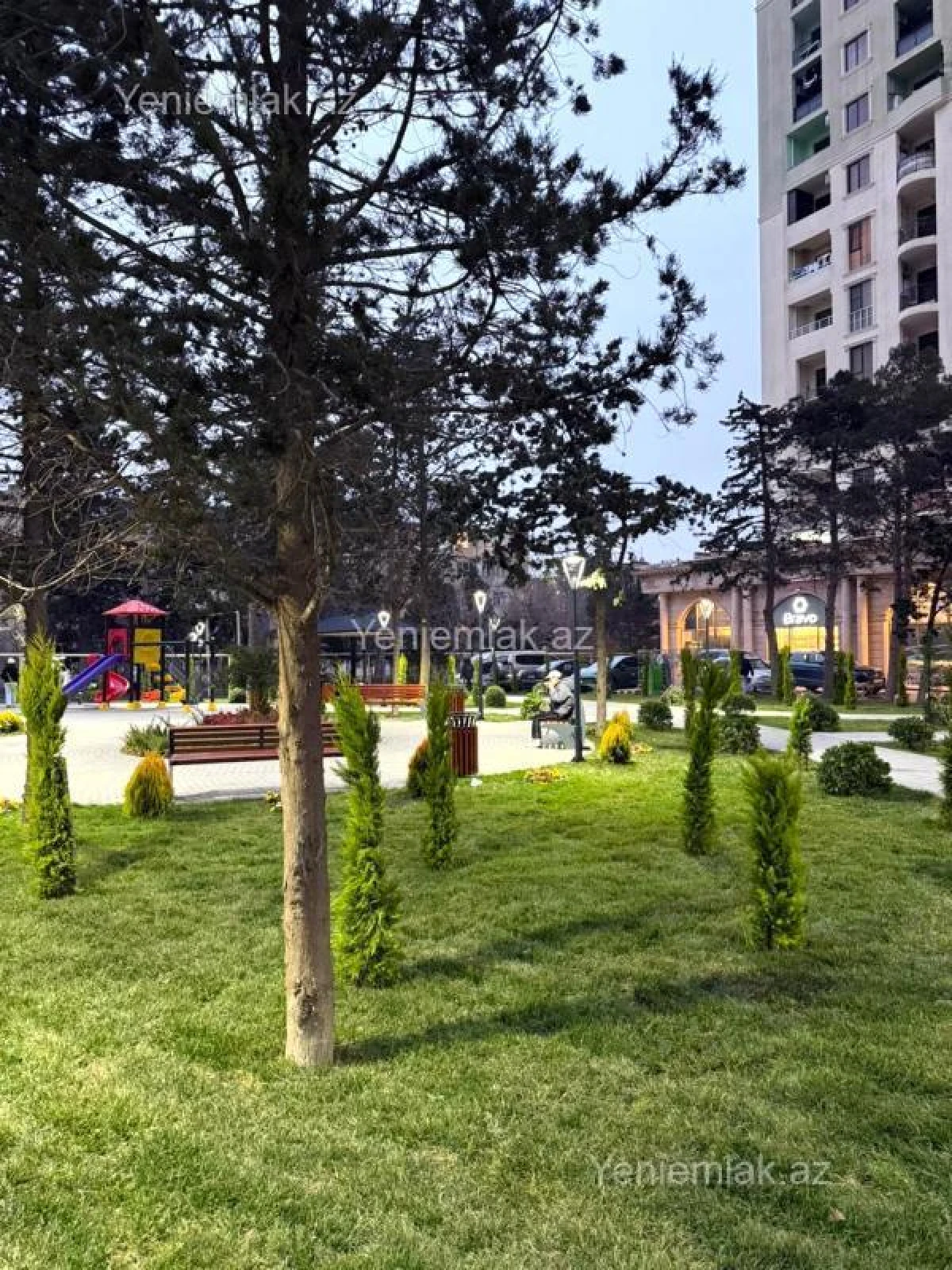 Satılır 2 otaqlı yeni tikili 75 m²