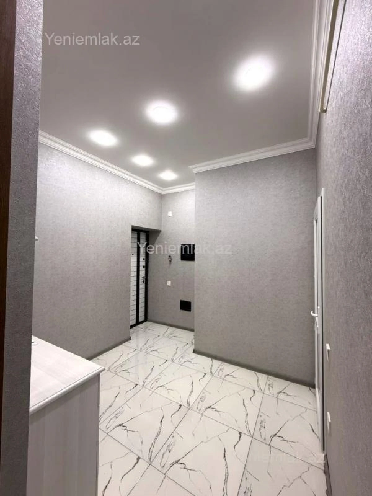 Satılır 2 otaqlı yeni tikili 75 m²