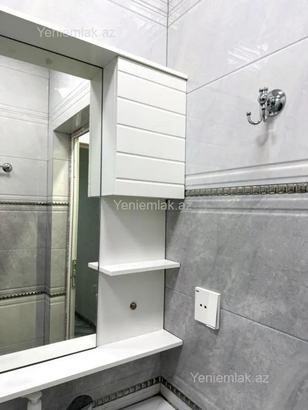 Satılır 2 otaqlı yeni tikili 75 m²