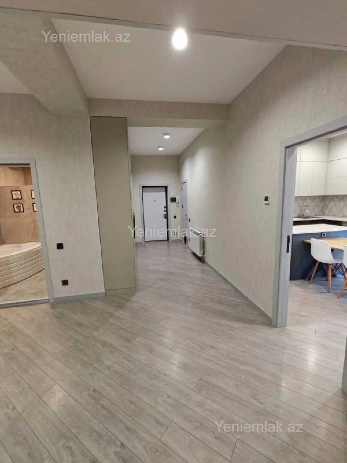 Satılır 4 otaqlı yeni tikili 135 m²