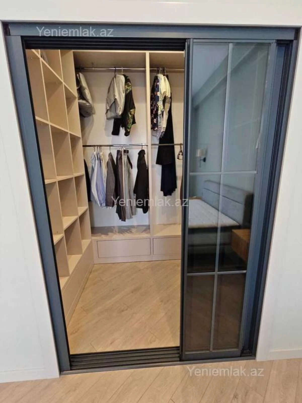 Satılır 4 otaqlı yeni tikili 135 m²