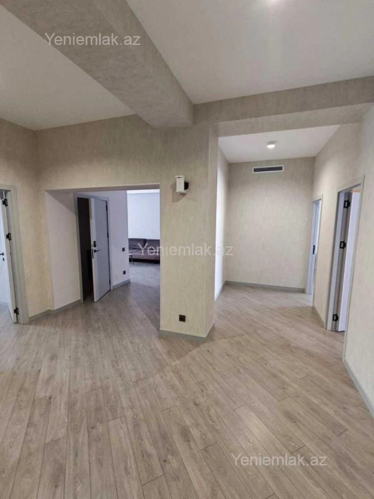 Satılır 4 otaqlı yeni tikili 135 m²