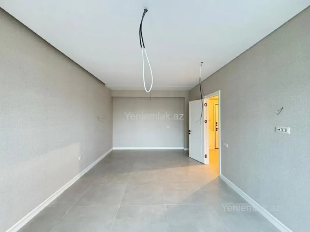 Satılır 2 otaqlı yeni tikili 67.9 m²