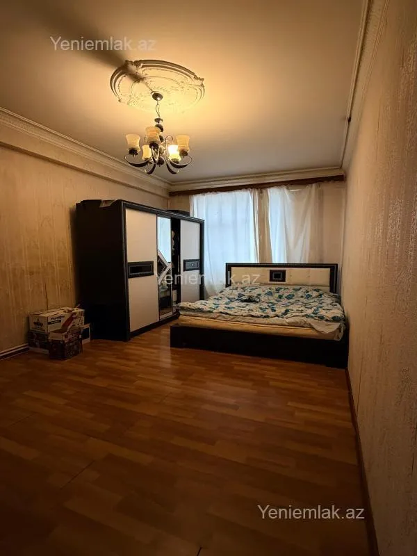 Satılır 3 otaqlı yeni tikili 105 m²