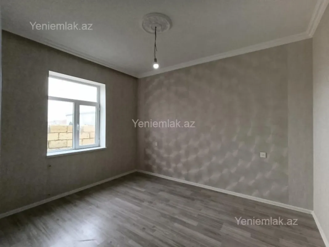 Satılır 4 otaqlı həyət evi 115 m²