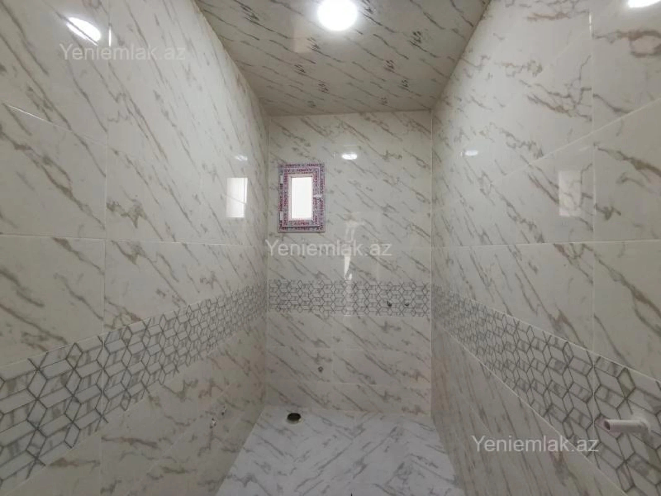 Satılır 4 otaqlı həyət evi 115 m²