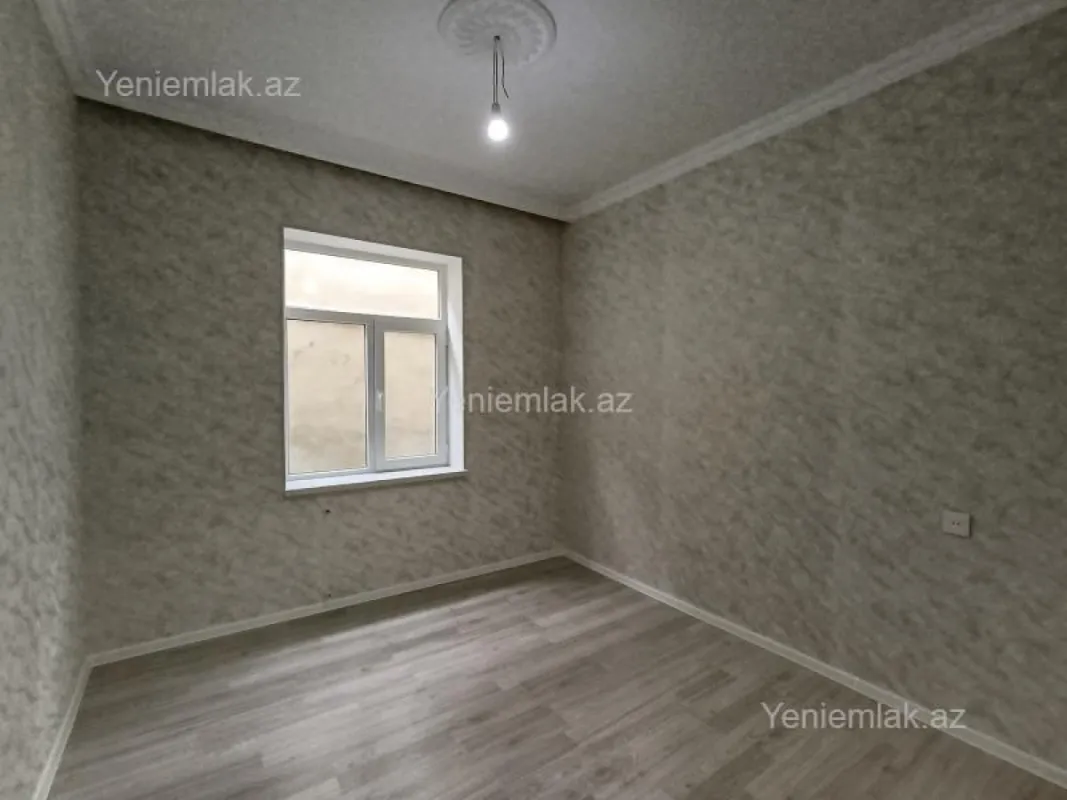 Satılır 4 otaqlı həyət evi 115 m²