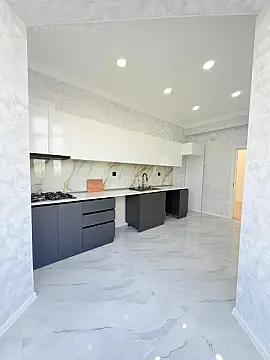 Satılır 3 otaqlı yeni tikili 95 m²
