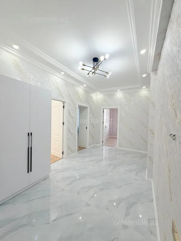 Satılır 3 otaqlı yeni tikili 95 m²