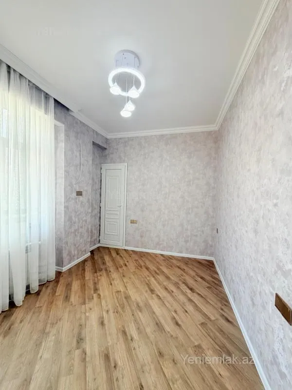 Satılır 3 otaqlı yeni tikili 95 m²