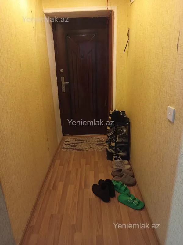 Satılır 2 otaqlı köhnə tikili 54 m²