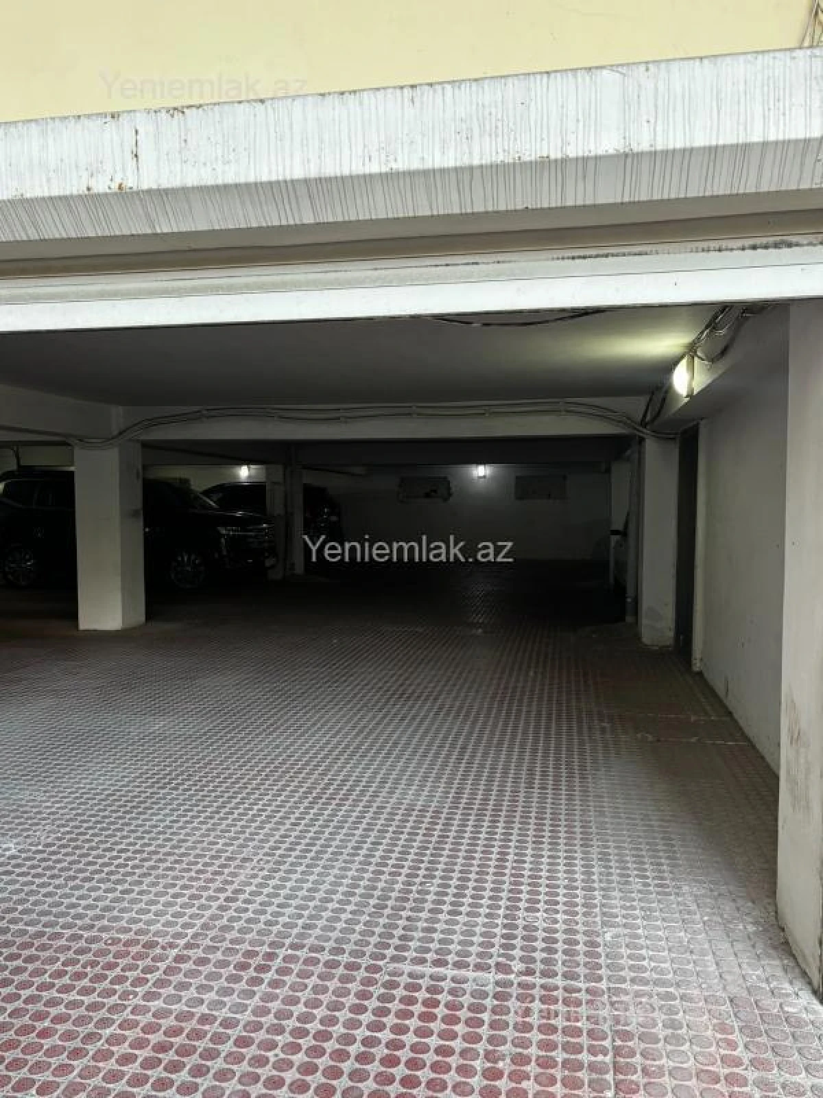 Satılır 4 otaqlı yeni tikili 170 m²