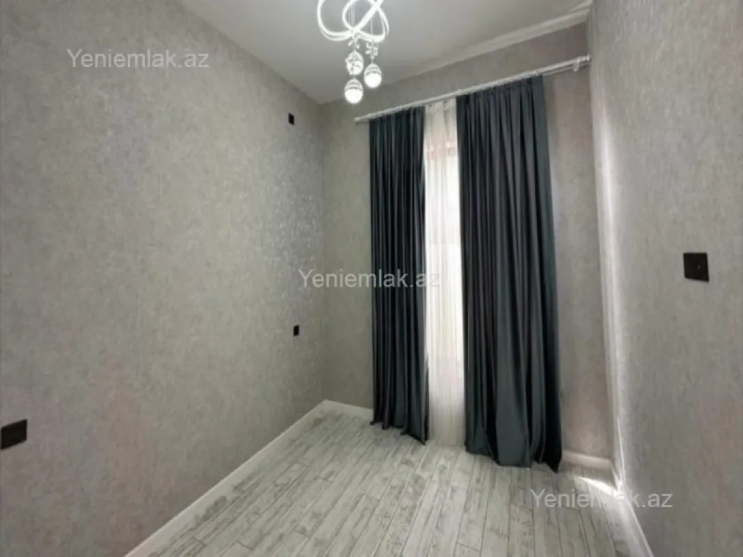 Satılır 4 otaqlı həyət evi 160 m²