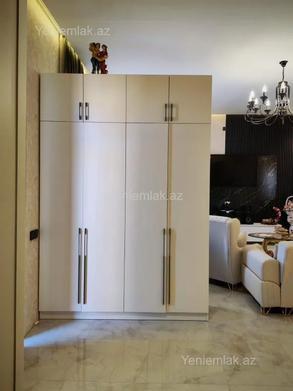 Satılır 4 otaqlı həyət evi 160 m²