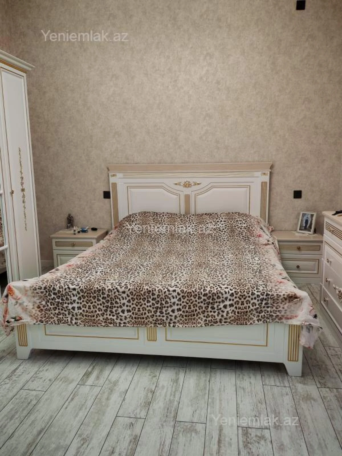 Satılır 4 otaqlı həyət evi 160 m²