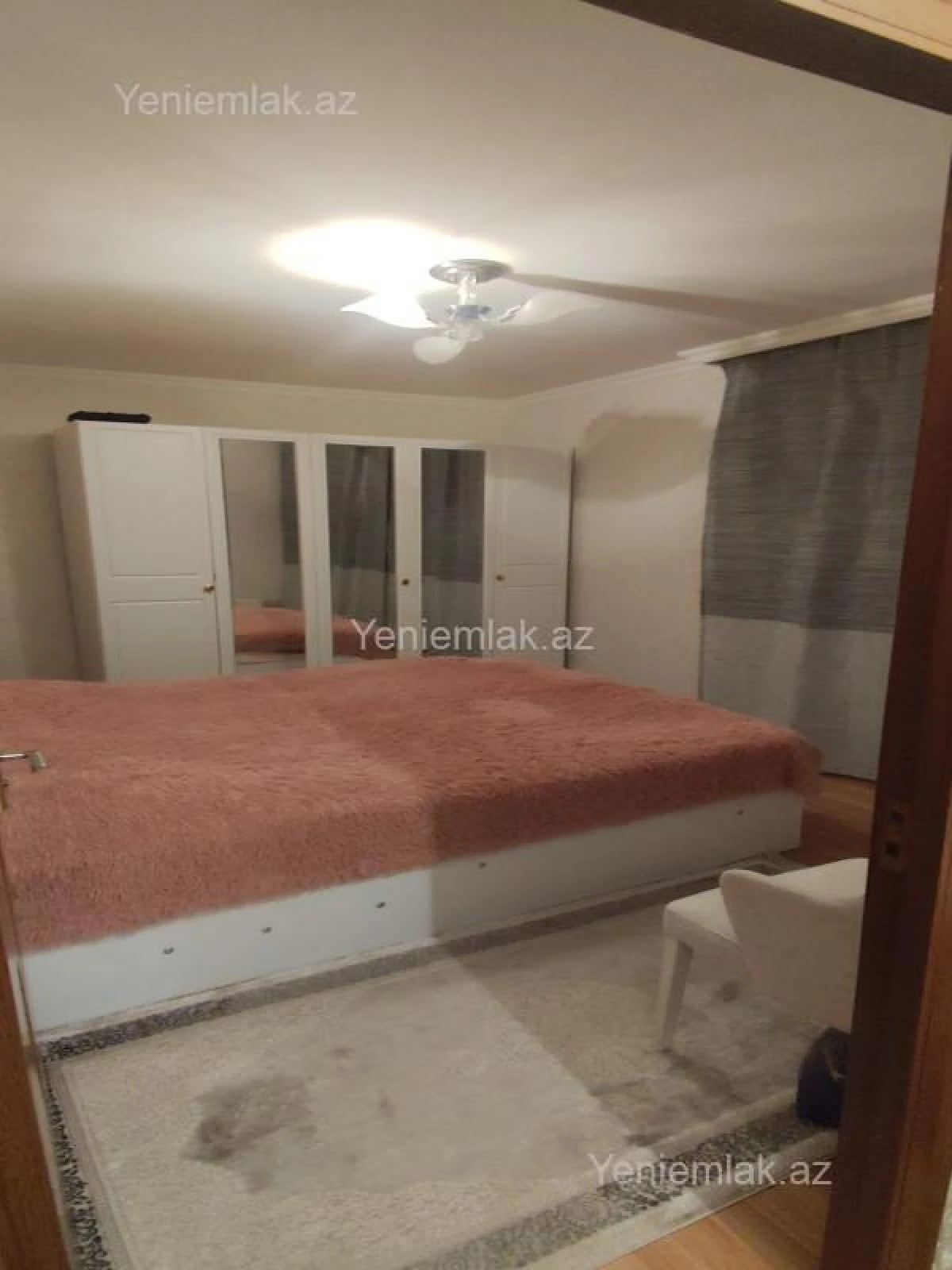 Satılır 2 otaqlı köhnə tikili 60 m²