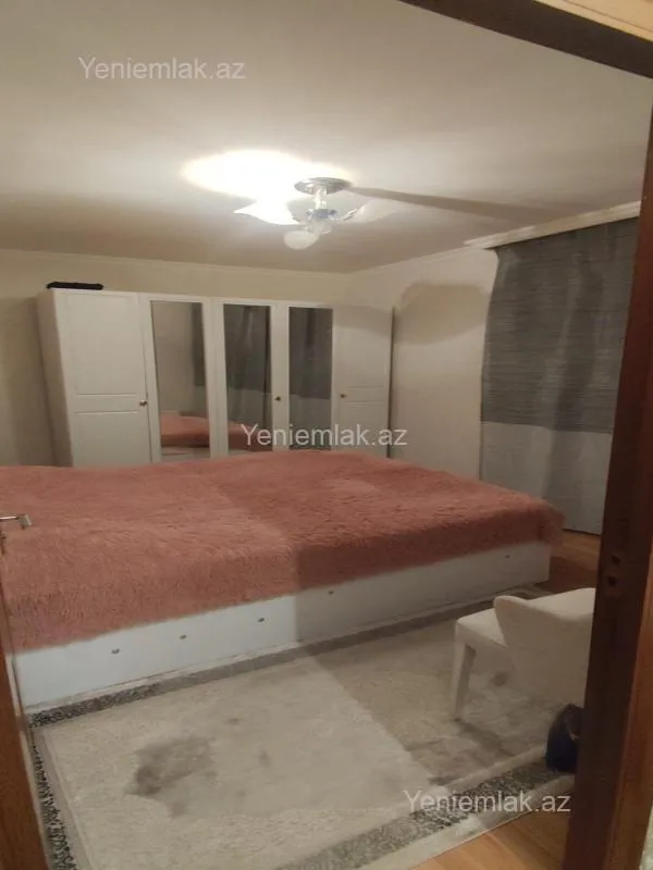 Satılır 2 otaqlı köhnə tikili 60 m²