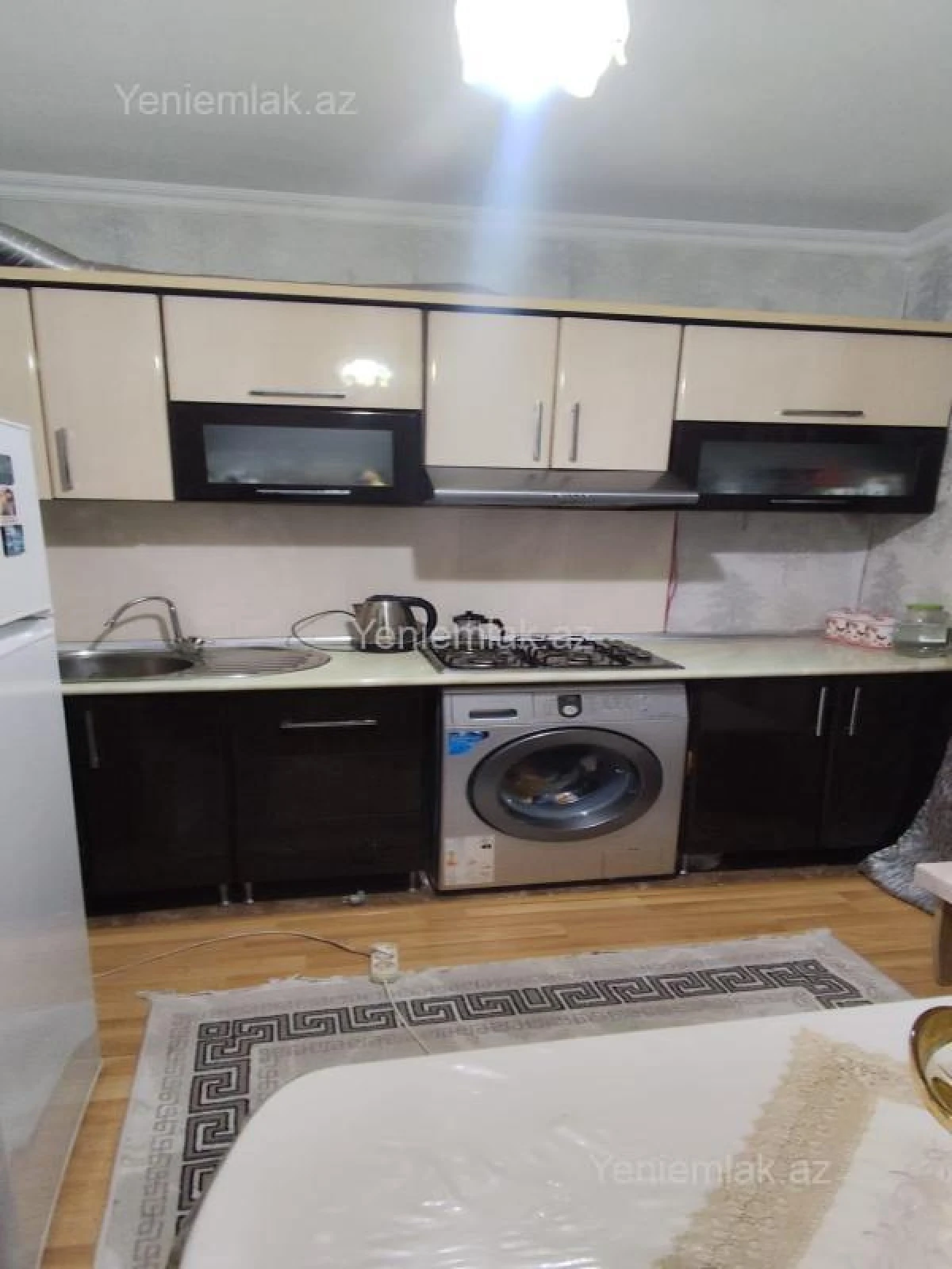 Satılır 2 otaqlı köhnə tikili 60 m²