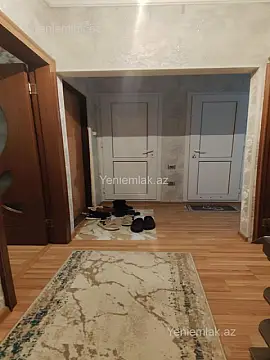 Satılır 2 otaqlı köhnə tikili 60 m²