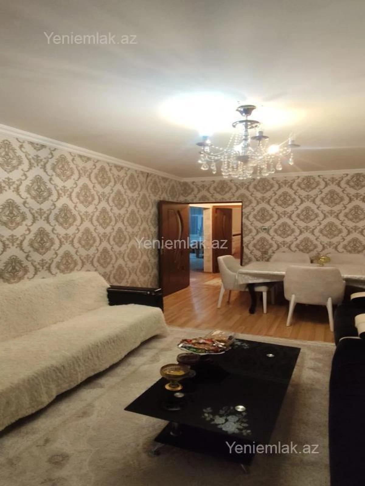 Satılır 2 otaqlı köhnə tikili 60 m²
