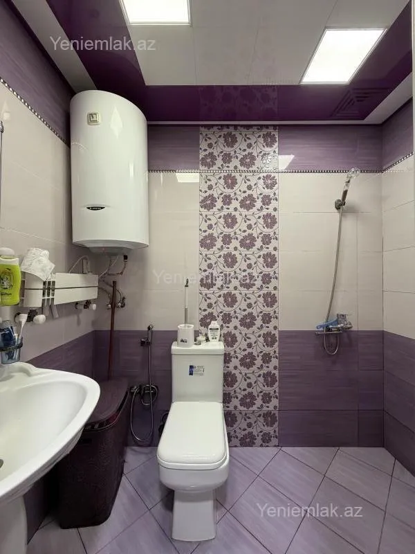 Satılır 3 otaqlı yeni tikili 50 m²