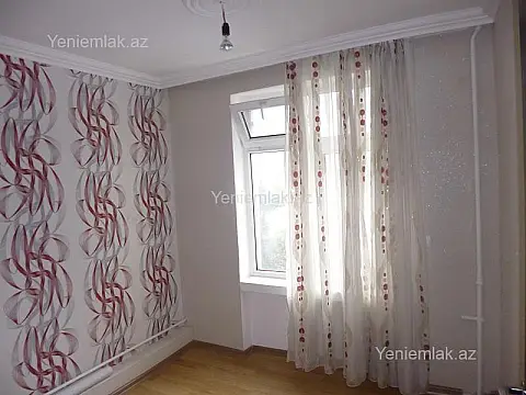 Satılır 2 otaqlı köhnə tikili 33 m²