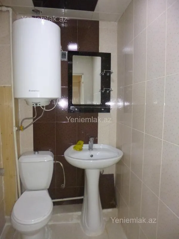 Satılır 2 otaqlı köhnə tikili 33 m²
