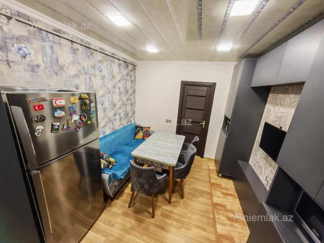 Satılır 3 otaqlı köhnə tikili 65 m²