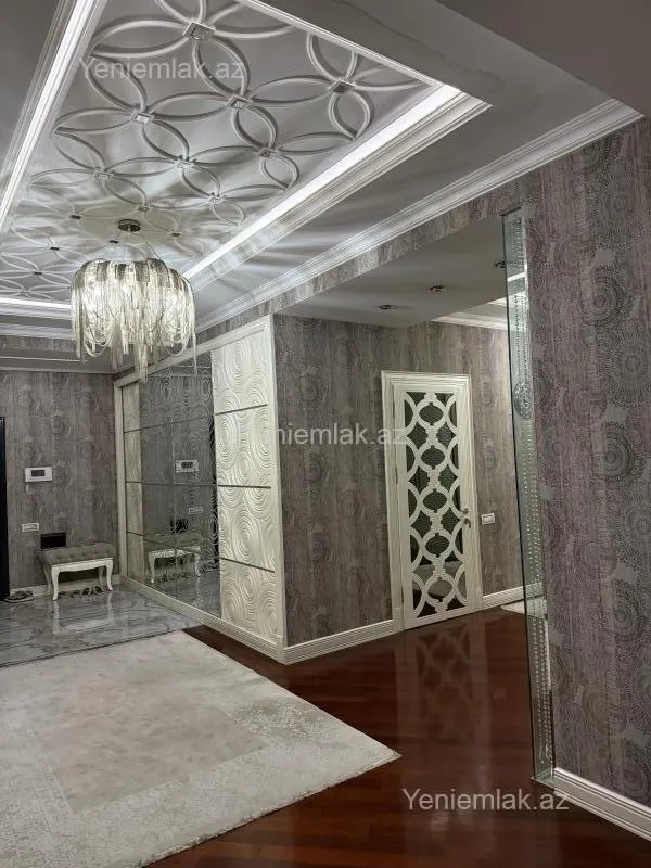 Satılır 4 otaqlı yeni tikili 191 m²