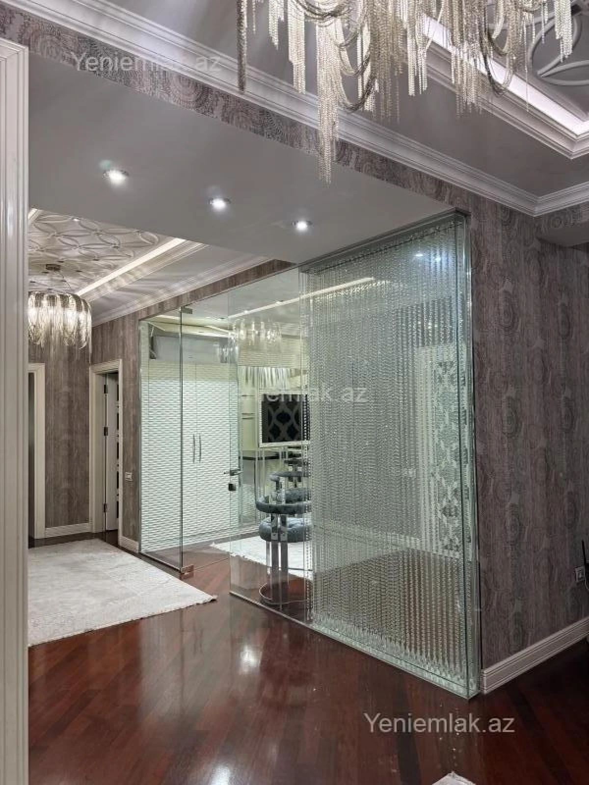 Satılır 4 otaqlı yeni tikili 191 m²