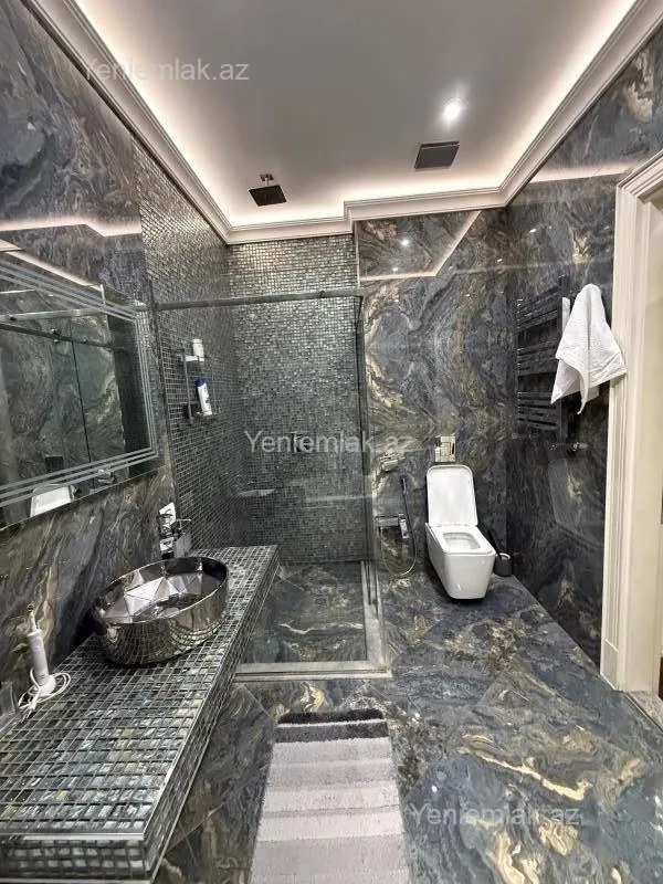 Satılır 4 otaqlı yeni tikili 191 m²