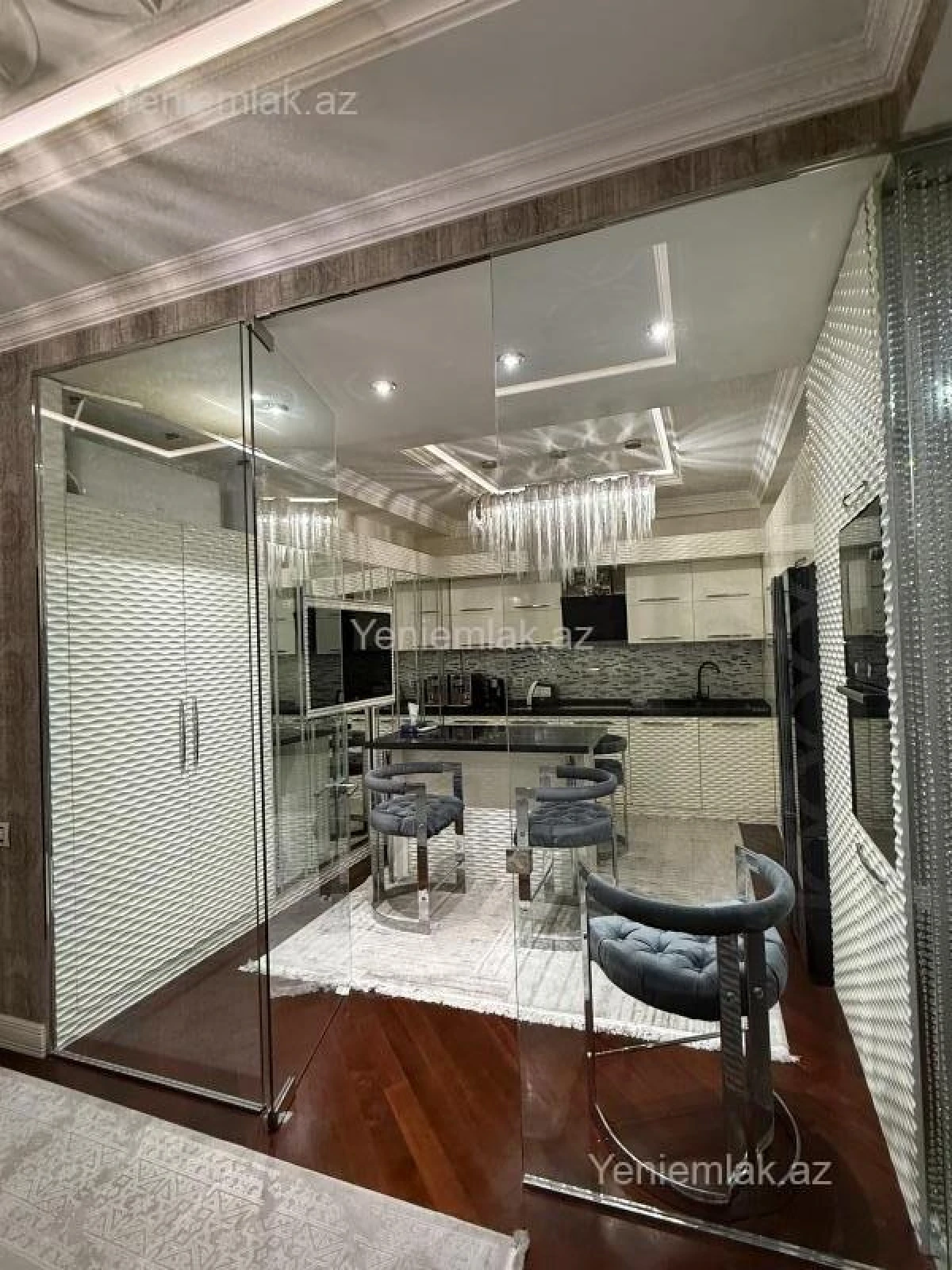 Satılır 4 otaqlı yeni tikili 191 m²