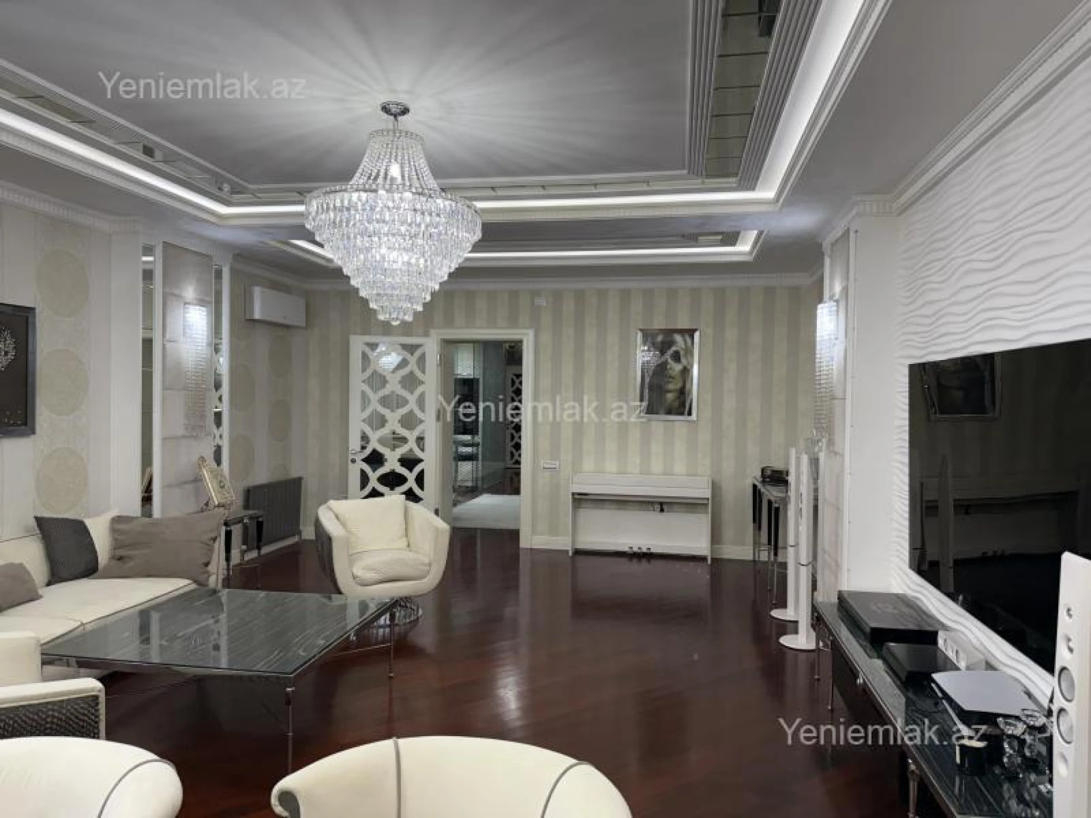 Satılır 4 otaqlı yeni tikili 191 m²
