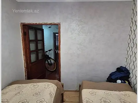 Satılır 2 otaqlı köhnə tikili 54 m²