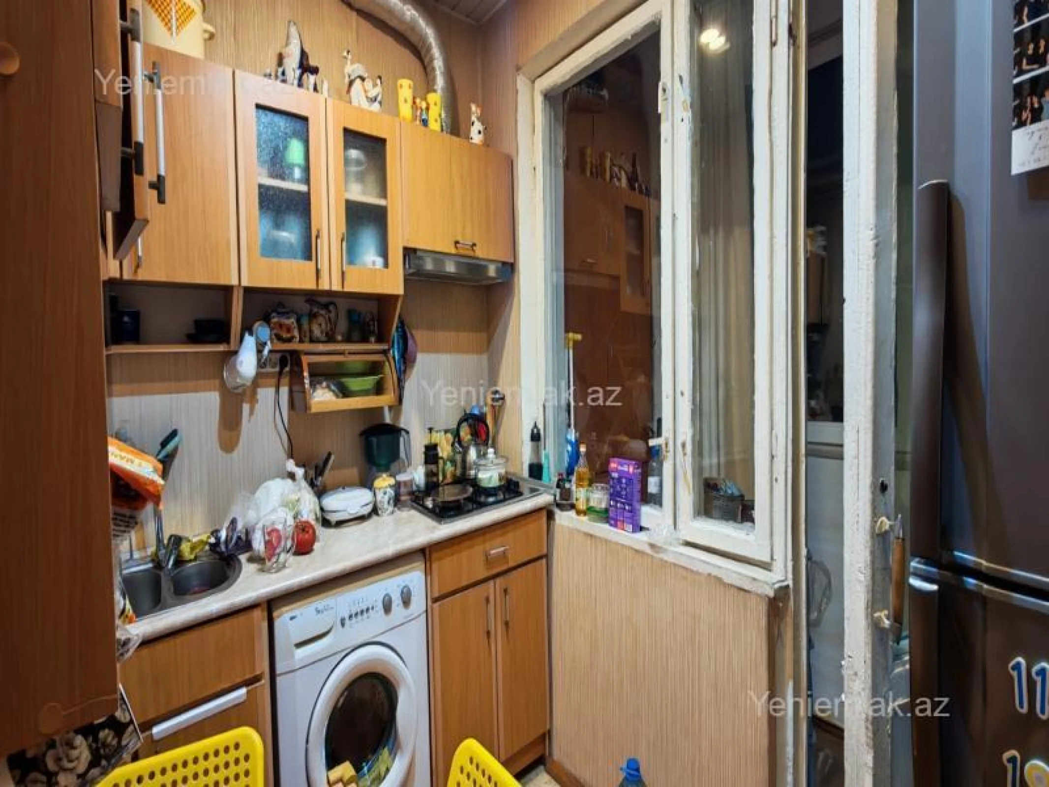 Satılır 2 otaqlı köhnə tikili 65 m²