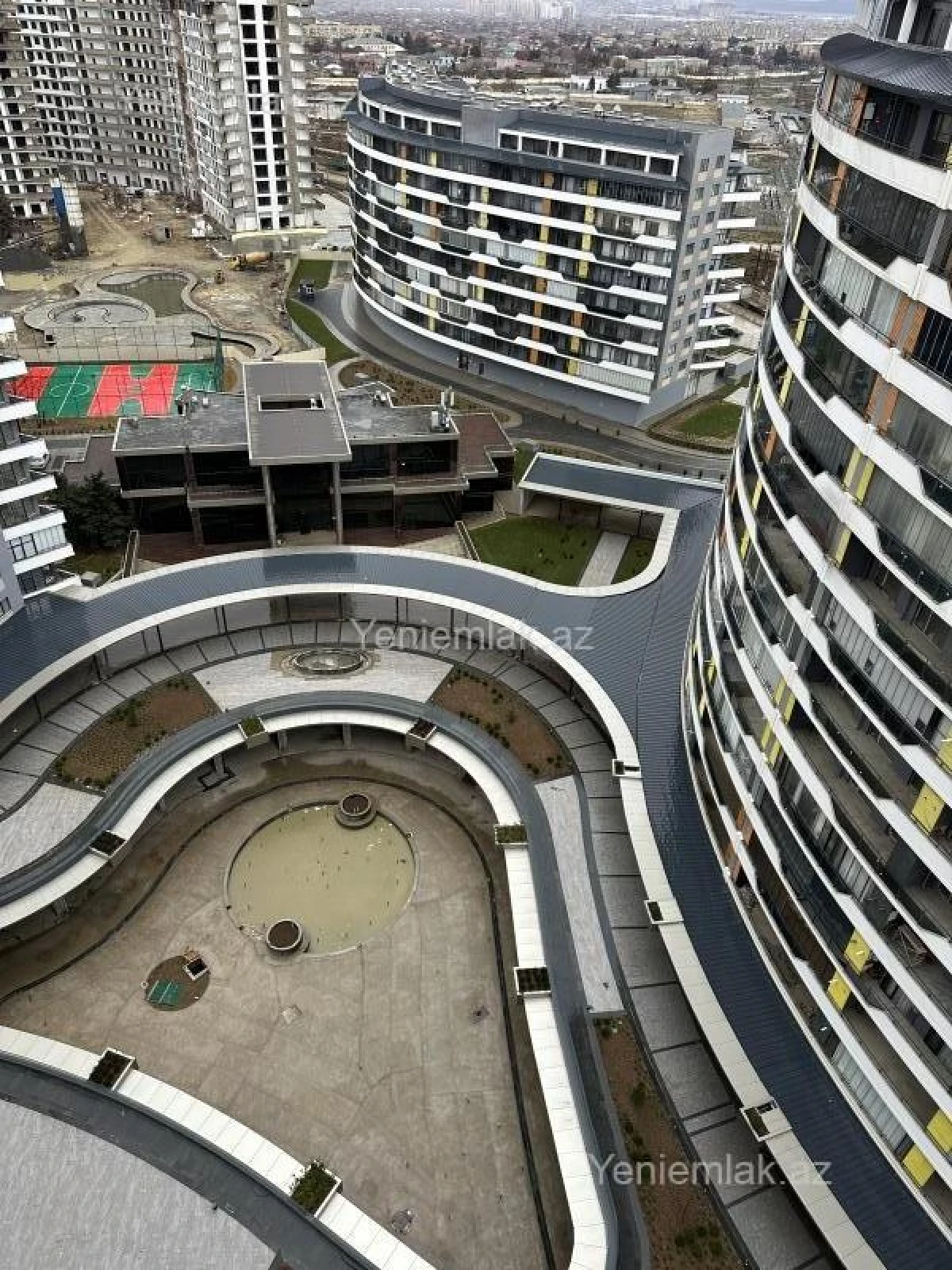 Satılır 2 otaqlı yeni tikili 70 m²