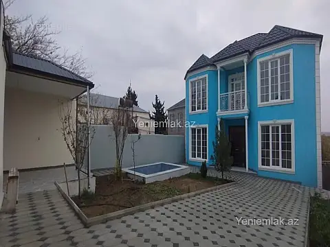 Satılır 5 otaqlı həyət evi 192 m²