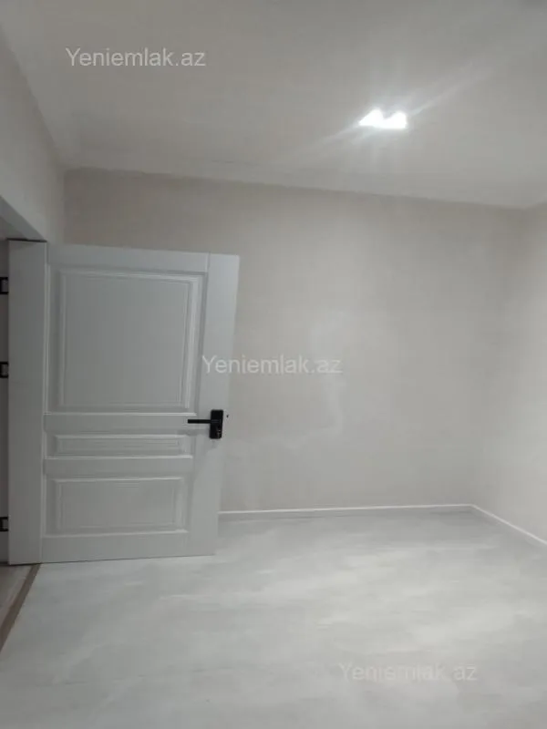 Satılır 5 otaqlı həyət evi 192 m²