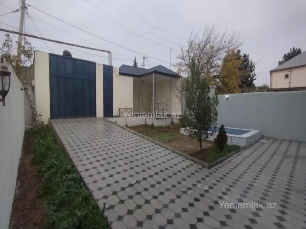 Satılır 5 otaqlı həyət evi 192 m²