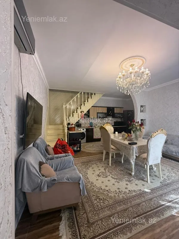 Satılır 3 otaqlı həyət evi 100 m²