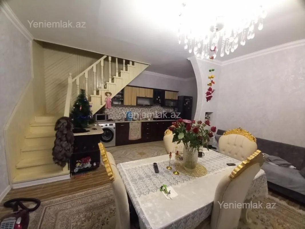 Satılır 3 otaqlı həyət evi 100 m²