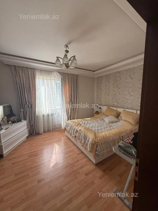 Satılır 3 otaqlı həyət evi 100 m²