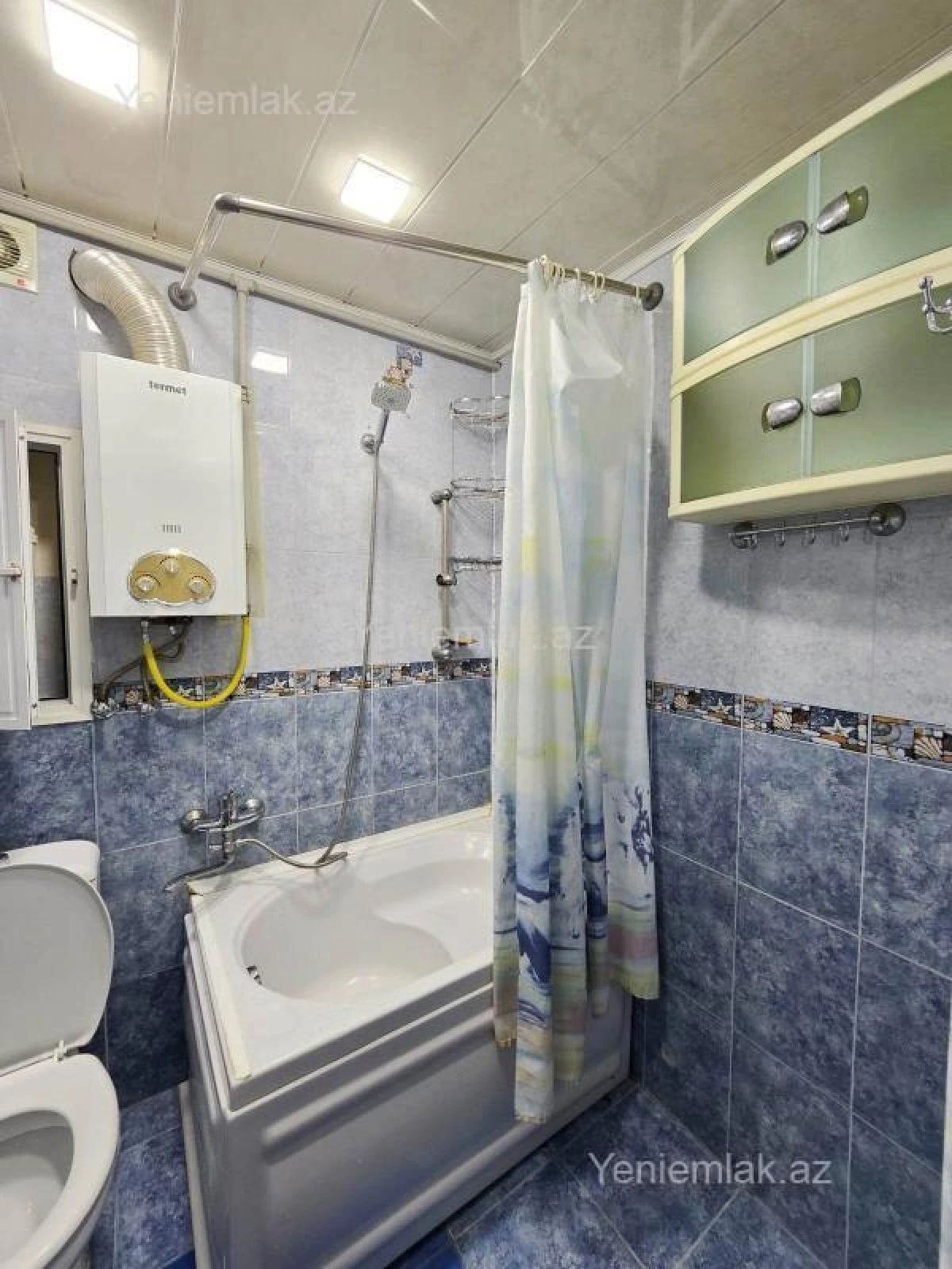 Satılır 2 otaqlı köhnə tikili 55 m²