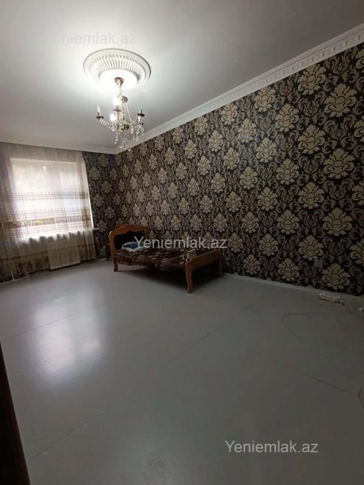 Satılır 2 otaqlı köhnə tikili 60 m²