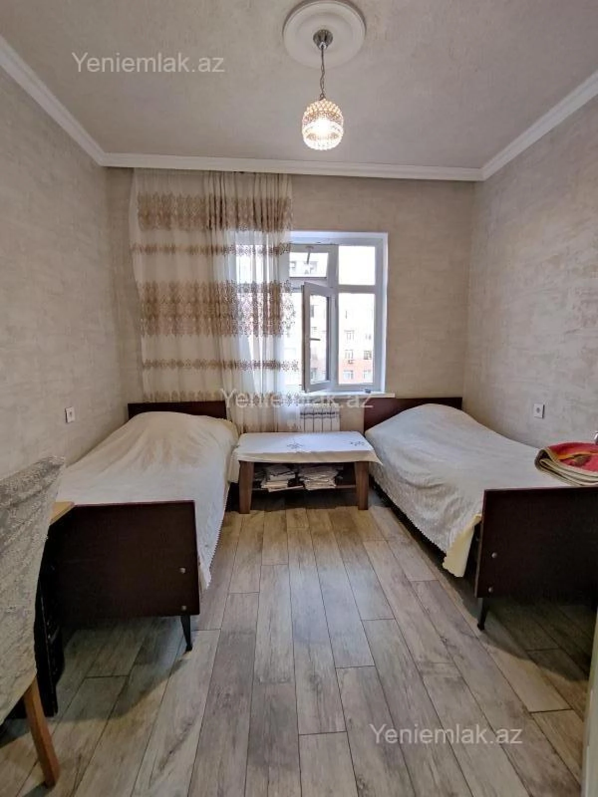 Satılır 4 otaqlı köhnə tikili 85 m²